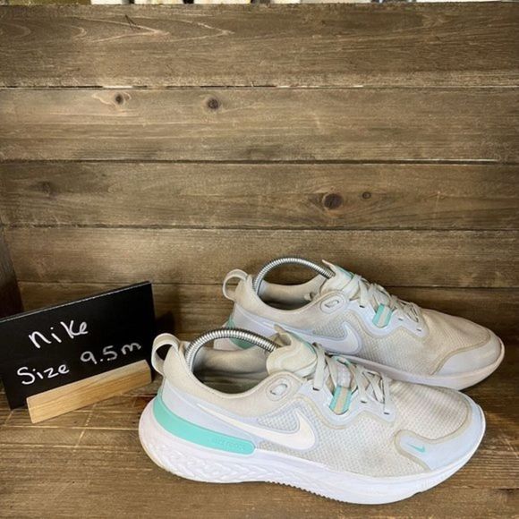 Womens Nike React Miler Football Gray Athletic Running Shoes Sneakers Size 9.5 M - Picture 1 of 6
